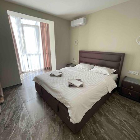 Apartment New Building In Center Dnipro Ngoại thất bức ảnh