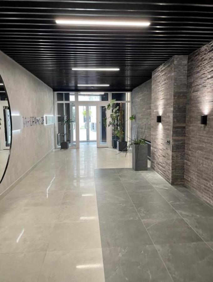 Apartment New Building In Center Dnipro Ngoại thất bức ảnh