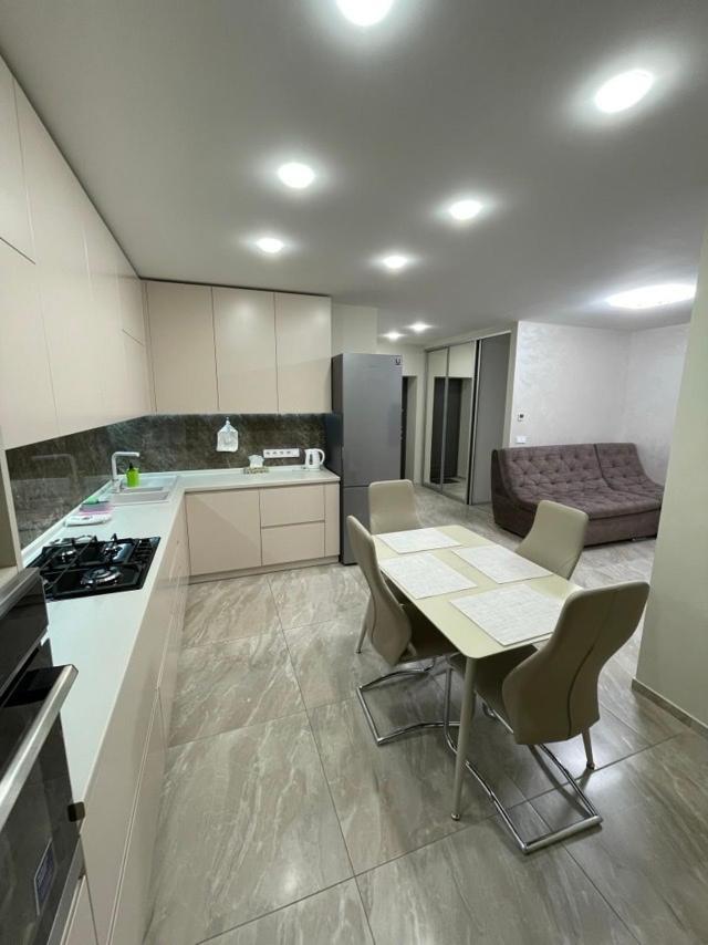 Apartment New Building In Center Dnipro Ngoại thất bức ảnh