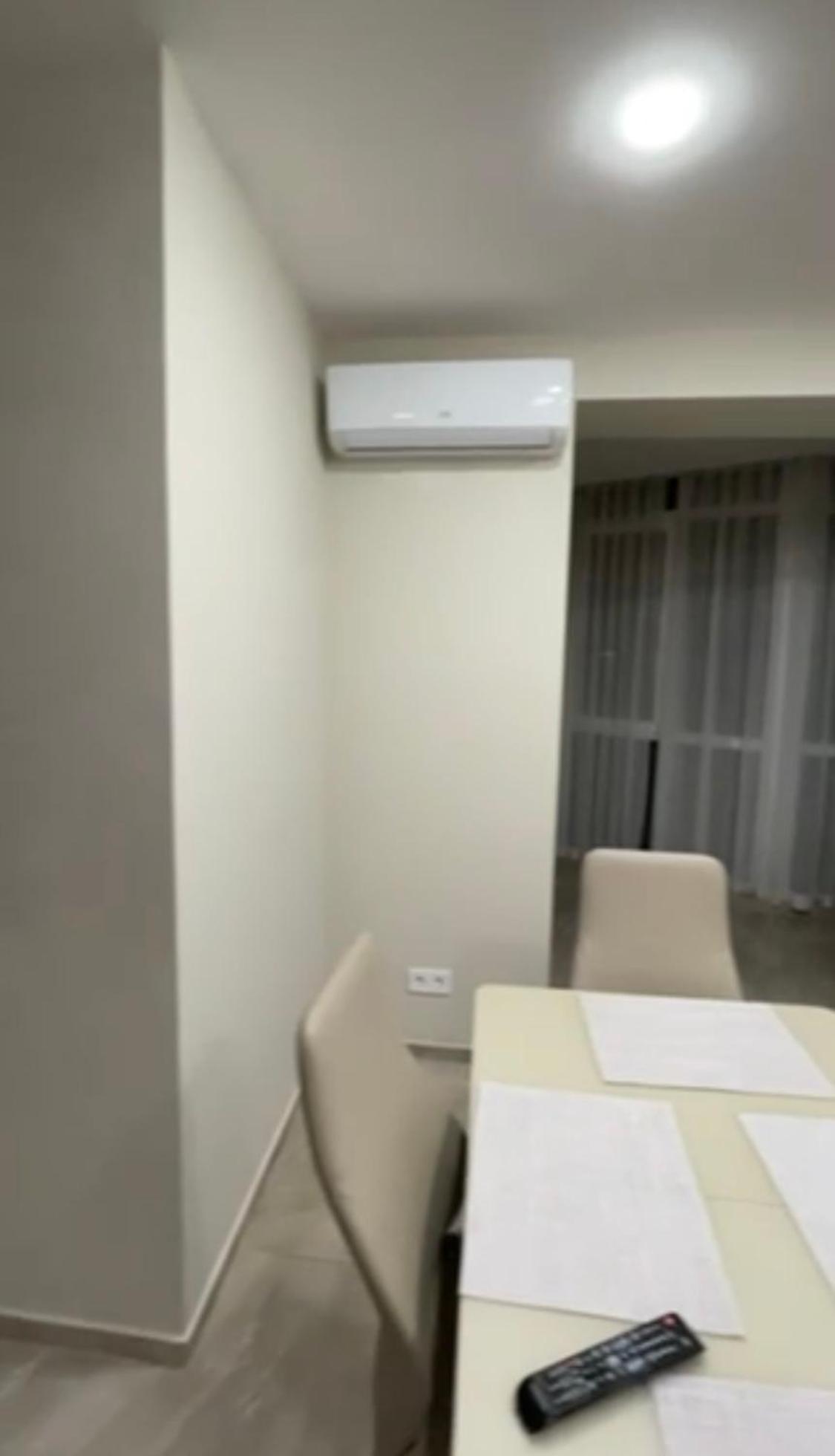 Apartment New Building In Center Dnipro Ngoại thất bức ảnh